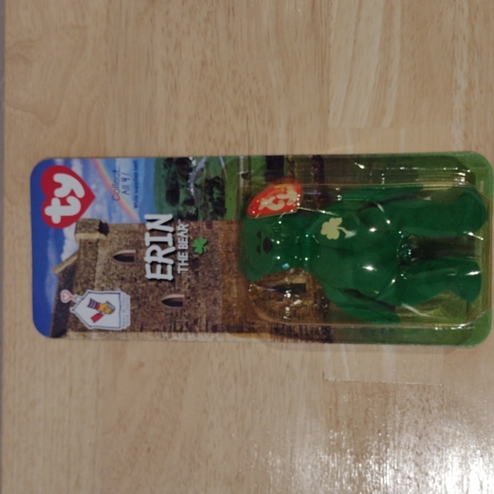 Erin the Irish Bear Mini Beanie Baby
